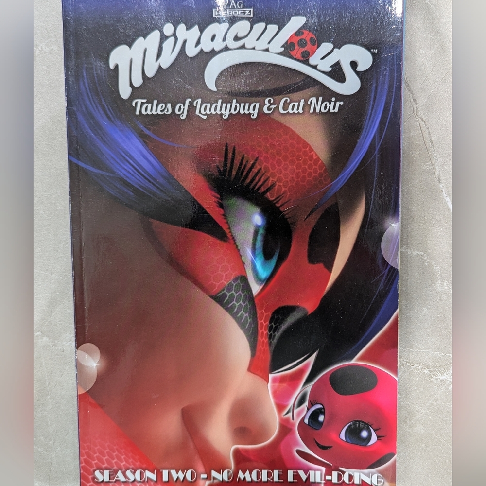 5/$35 Miraculous Tales of Ladybug & Cat Noir - No More Evil-Doing comic book